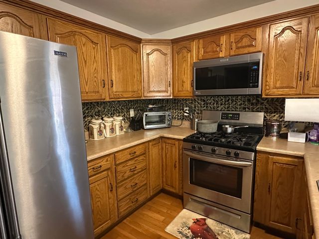 11869 Salyer Drive, Wheatfield, IN 46392