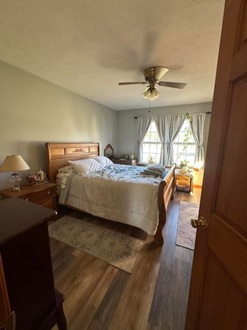 11869 Salyer Drive, Wheatfield, IN 46392