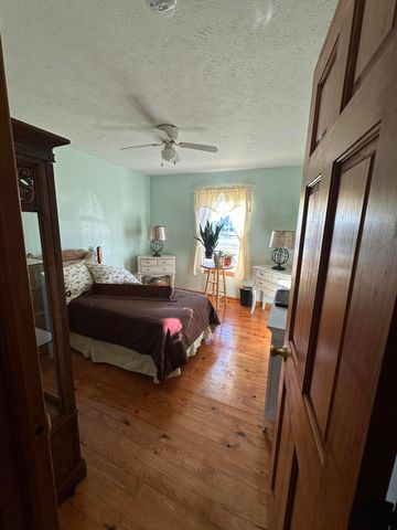 11869 Salyer Drive, Wheatfield, IN 46392