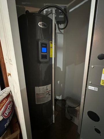 11869 Salyer Drive, Wheatfield, IN 46392