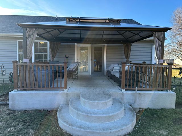 11869 Salyer Drive, Wheatfield, IN 46392