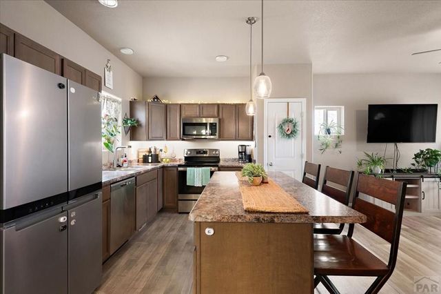 2413 Cruz Court, Pueblo, CO 81003