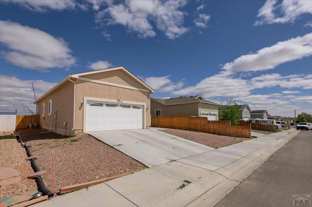2413 Cruz Court, Pueblo, CO 81003