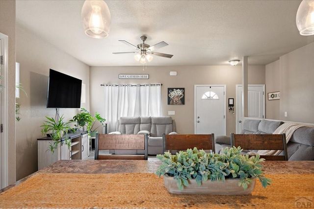 2413 Cruz Court, Pueblo, CO 81003