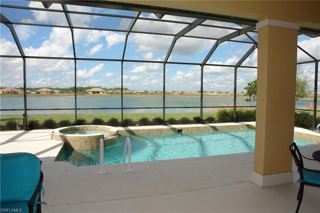 10142 Avalon Lake CIR, Fort Myers, FL 33913