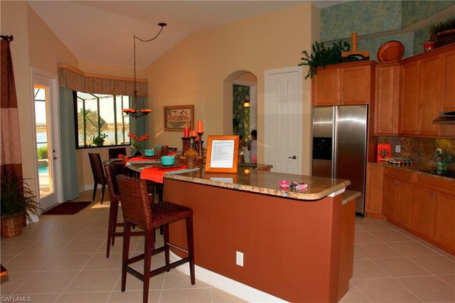 10142 Avalon Lake CIR, Fort Myers, FL 33913