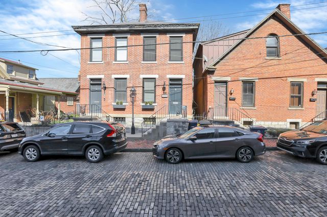 582 S Pearl Street, Columbus, OH 43215