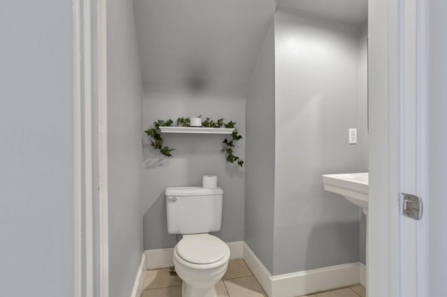 582 S Pearl Street, Columbus, OH 43215