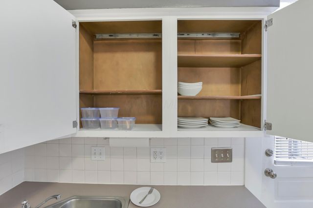 582 S Pearl Street, Columbus, OH 43215