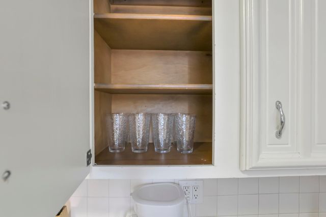 582 S Pearl Street, Columbus, OH 43215