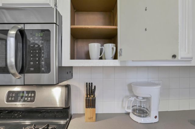 582 S Pearl Street, Columbus, OH 43215