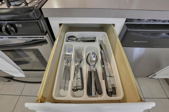 582 S Pearl Street, Columbus, OH 43215