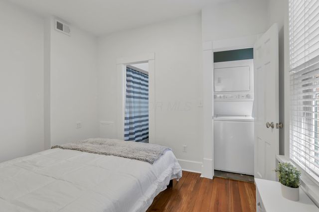 582 S Pearl Street, Columbus, OH 43215