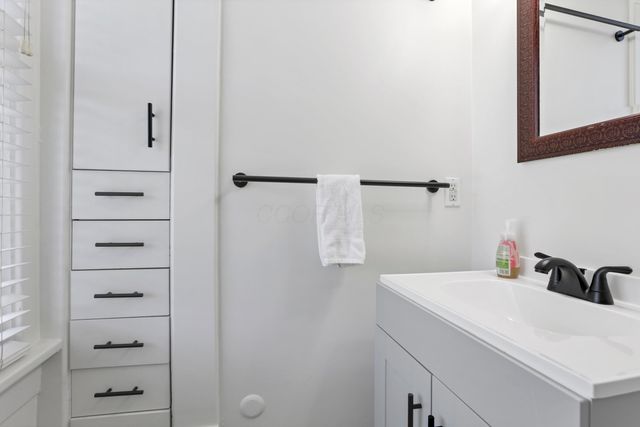 582 S Pearl Street, Columbus, OH 43215