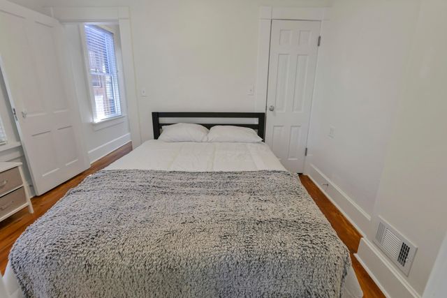 582 S Pearl Street, Columbus, OH 43215