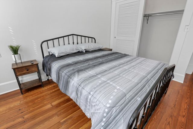 582 S Pearl Street, Columbus, OH 43215