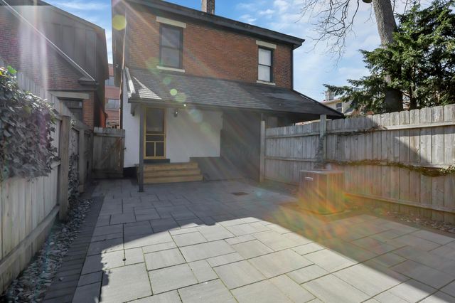 582 S Pearl Street, Columbus, OH 43215