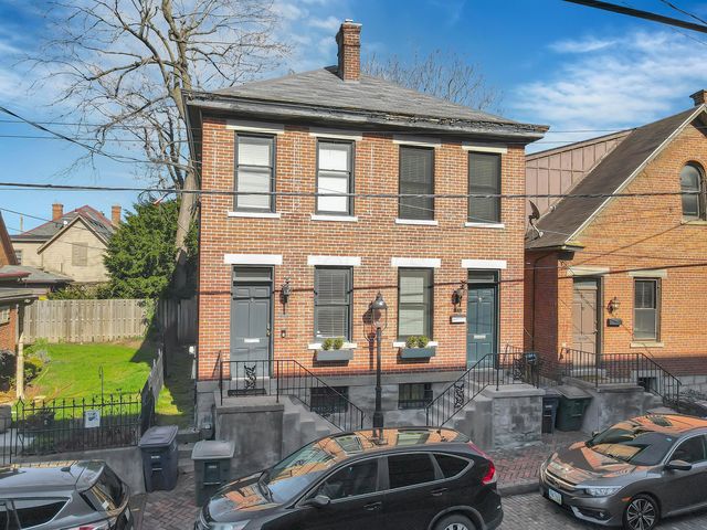 582 S Pearl Street, Columbus, OH 43215