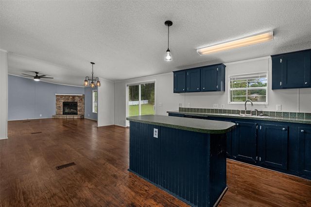 1881 Highway 162, Benton, LA 71006
