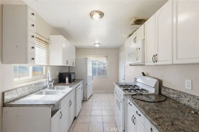 913 Goldenrod, Escondido, CA 92027