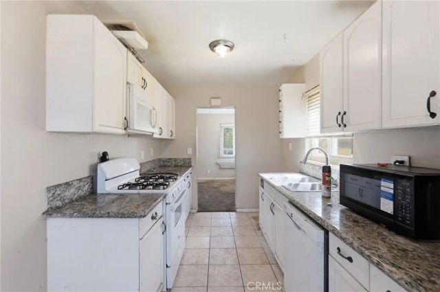 913 Goldenrod, Escondido, CA 92027