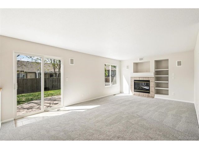 1566 Angora Dr, Loveland, CO 80537