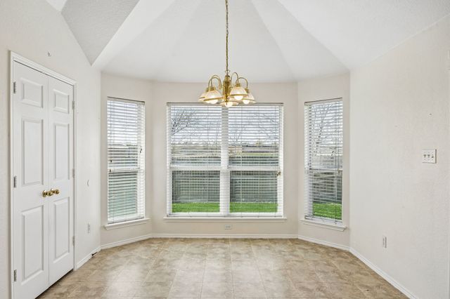 1914 Lennox Lane, Arlington, TX 76018