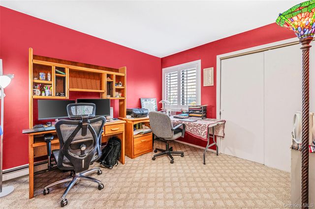 10 Alpine Court, Smithtown, NY 11787