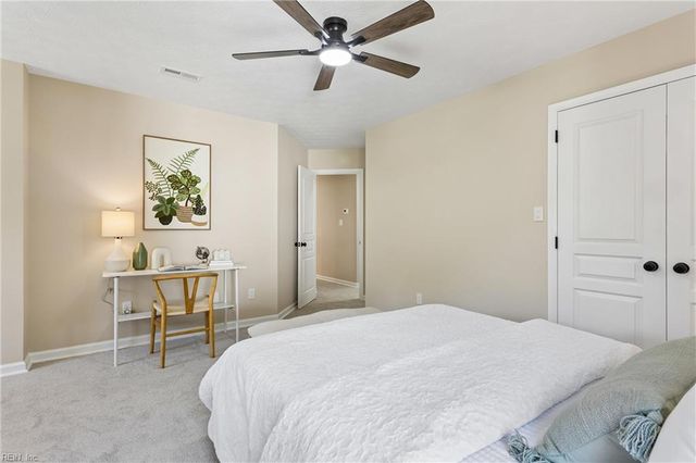 318 Dunnavant LN, Newport News, VA 23606