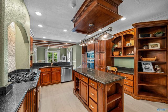 126 Caney Creek Drive, Rainsville, AL 35986