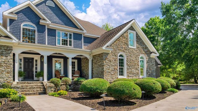 126 Caney Creek Drive, Rainsville, AL 35986