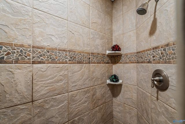 126 Caney Creek Drive, Rainsville, AL 35986