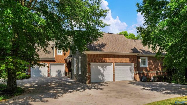 126 Caney Creek Drive, Rainsville, AL 35986