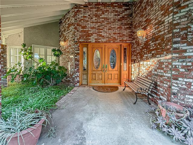 24525 Desert, Newhall, CA 91321