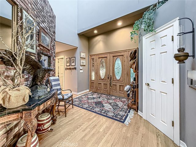 24525 Desert, Newhall, CA 91321