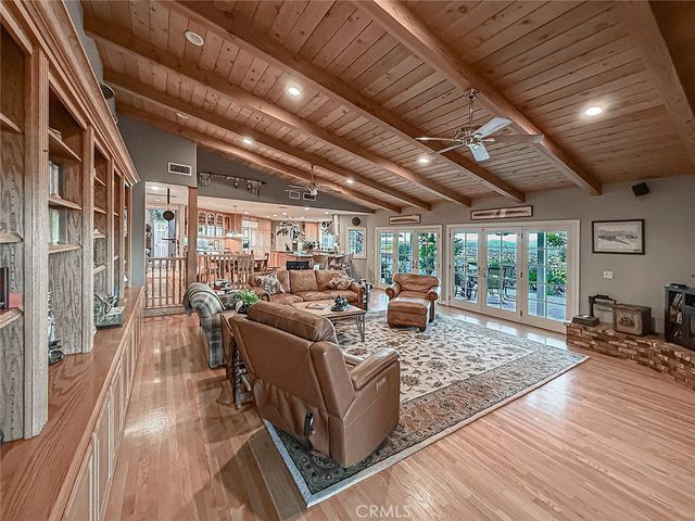 24525 Desert, Newhall, CA 91321