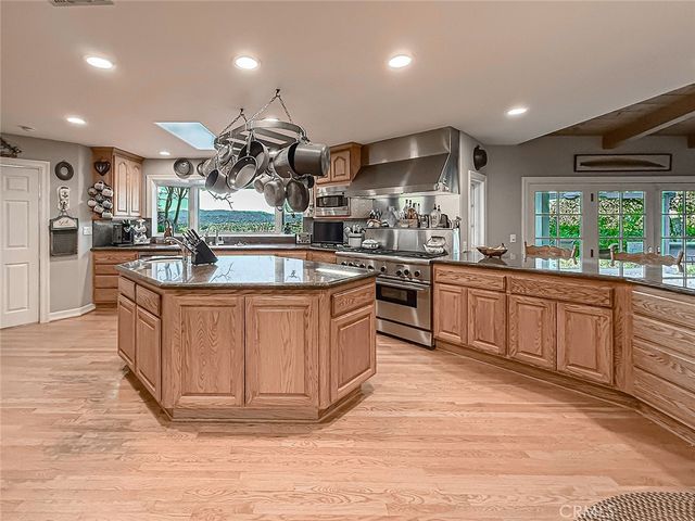 24525 Desert, Newhall, CA 91321