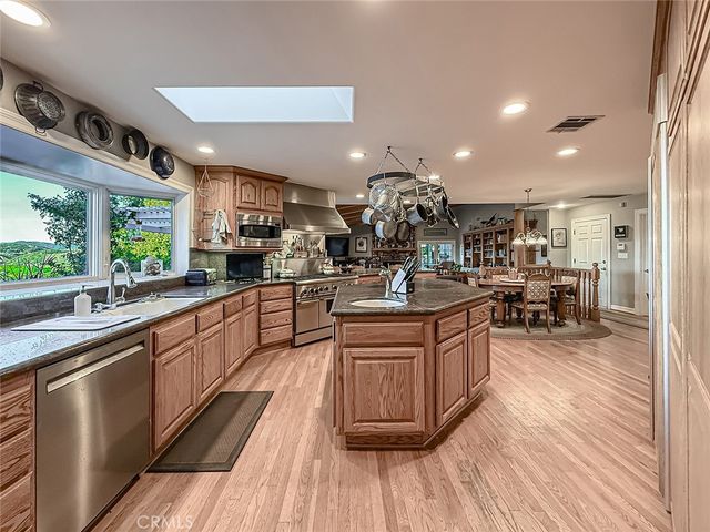 24525 Desert, Newhall, CA 91321