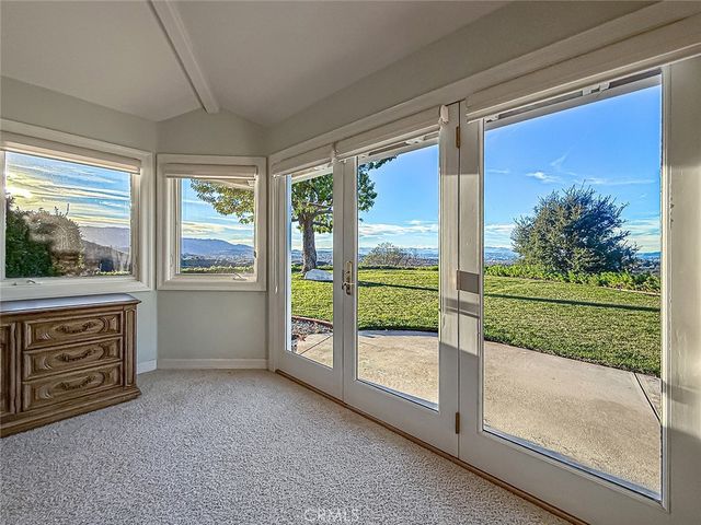 24525 Desert, Newhall, CA 91321