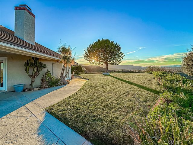 24525 Desert, Newhall, CA 91321
