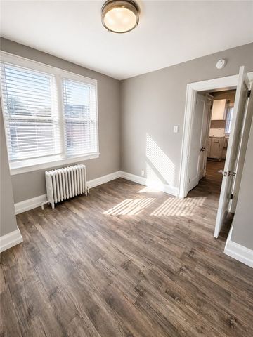 1144 Tennessee Avenue D11, West View, PA 15216