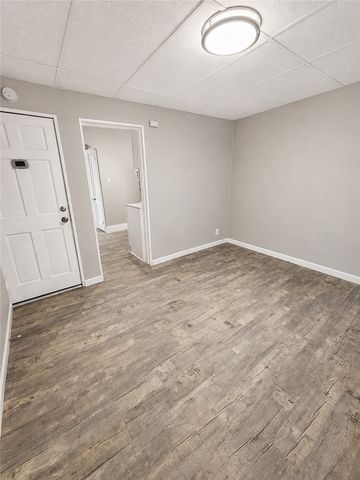 1144 Tennessee Avenue D11, West View, PA 15216