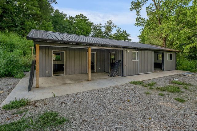 690 Finnell Pike, Georgetown, KY 40324
