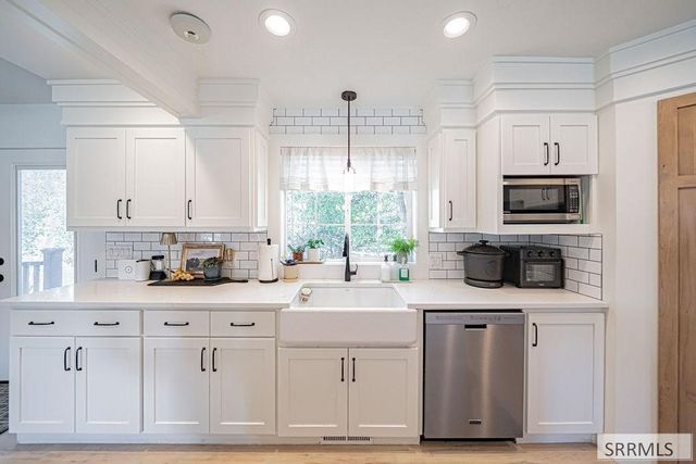 110 S 12th W, Rexburg, ID 83440