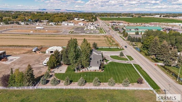 110 S 12th W, Rexburg, ID 83440