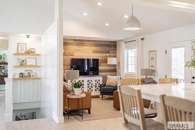 110 S 12th W, Rexburg, ID 83440