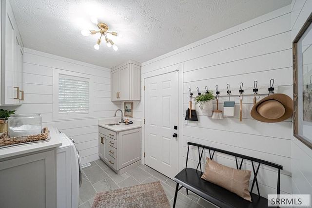 110 S 12th W, Rexburg, ID 83440