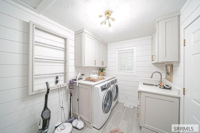 110 S 12th W, Rexburg, ID 83440