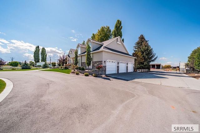 110 S 12th W, Rexburg, ID 83440