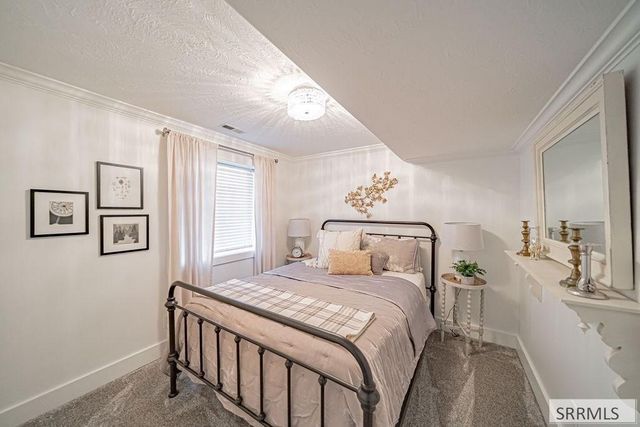 110 S 12th W, Rexburg, ID 83440